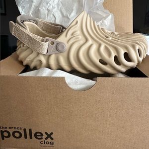 Crocs pollex clog kids size j3